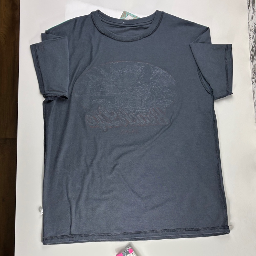 NWT Pier 27 Los Cabos Beach Life T shirt - Picture 3 of 5